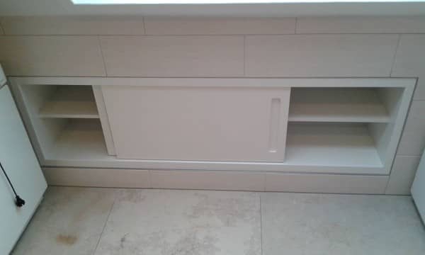 meuble de salle de bain intégré dans une niche meuble de salle de bain intégré dans une niche avec faces laquées