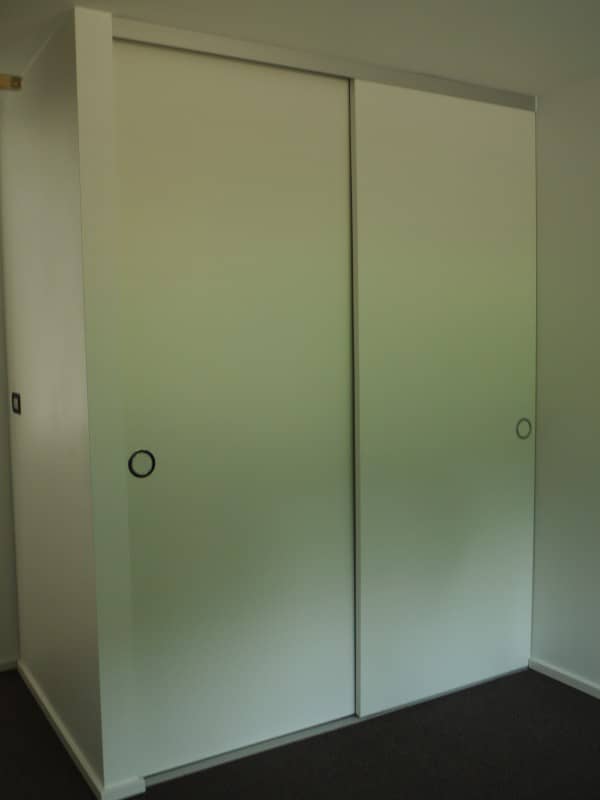 Dressing à portes coulissantes Dressing à portes coulissantes