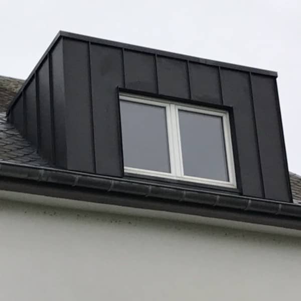 fenêtres de toit avec bardage zinc