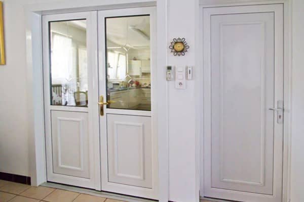 porte d'entrée classique porte d'entrée classique