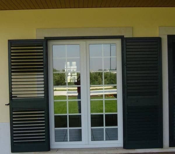 volets noirs extérieurs pour fenêtre volets noirs extérieurs pour fenêtre