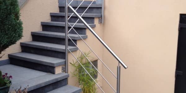 Escalier extérieur inox et granit - Quat + - Luxembourg - Devis.lu